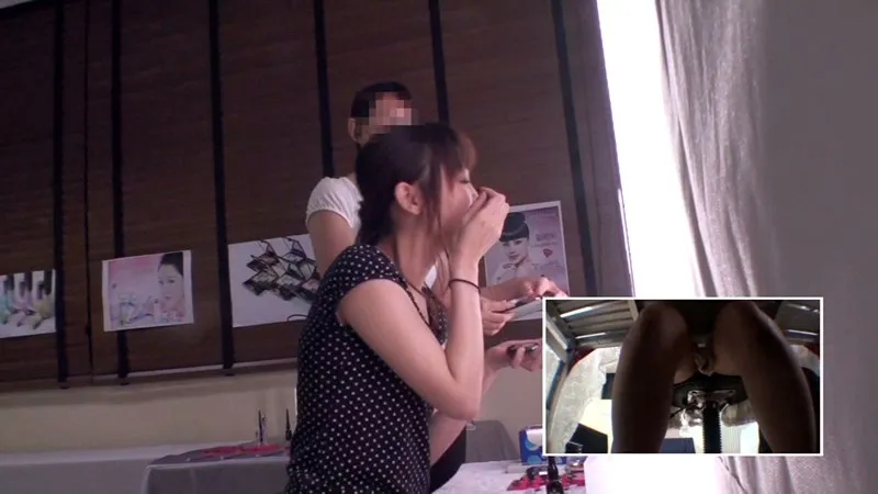 SDMT-830 A Marunouchi office lady who doesnt know anything and is focused on makeup is secretly seen through the magic mirror!  !  I bukkake it and turned it into a side dish!  !