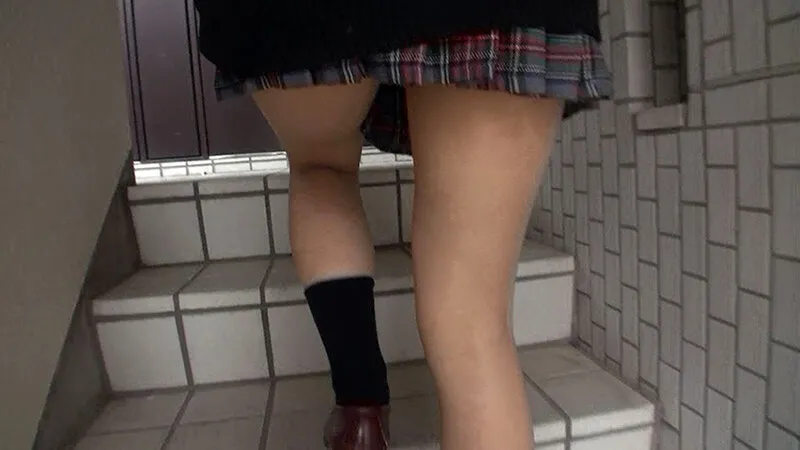 BUBB-114 School Girls Stairs School Girls With Unbearable Thighs 100 SPECIAL!