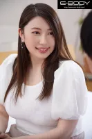 EBOD-920 “我是一個大家庭的長女，我真的很愛家裡的每個人！我也在假期為 8 人做飯！”  ！  Extreme Whip Megaton J Cup 花淵夏 E-BODY 獨家 AV 出道