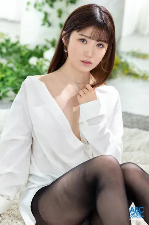 FOCS-118 新人 秋田美人箱入り娘 初めて人前でセックスした日 実家には内緒で中出しデビュー 清水ひな