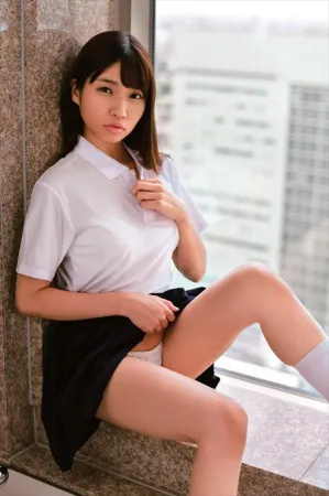 MDTM-697 仰望銀河系美少女服務部 樋口三葉 Vol.002