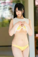 KAWD-827 新人！  kawaii*専属デビュー→発掘美少女☆ 花森未来 19歳 むっちりFカップの人気グラビアアイドルAVデビュー