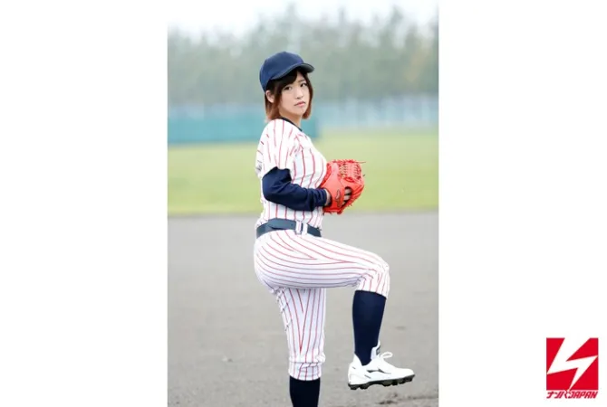 NNPJ-136 【脱いだらスゴいおっぱい】むっちり爆乳を隠し持ったむっちり女子プロ野球選手 舞野いつき AVデビュー ナンパJAPAN EXPRESS Vol.37