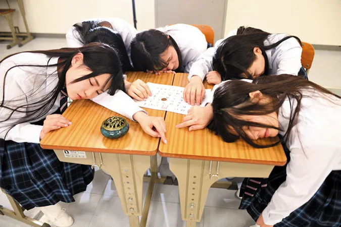 REXD-380 Kokkuri-san Kokkuri-san... Female Student Group Hysteria Spreading Incense Smoke